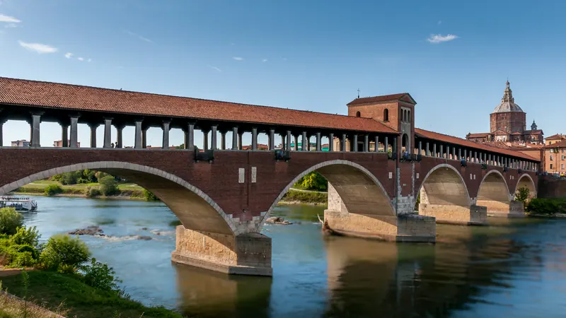 Pavia