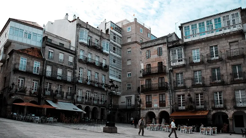 Vigo skyline — Education hub in Spain