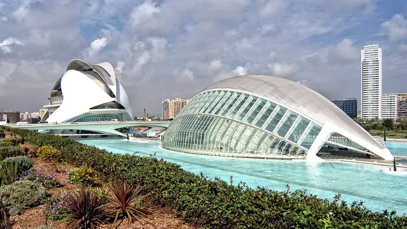 Valencia skyline — Media & Entertainment hub in Spain