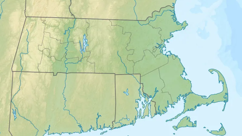 Boston skyline — Online Learning hub in the United States