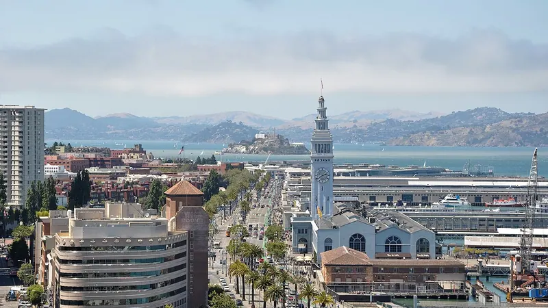 San Francisco skyline — Restaurant Tech hub in the United States