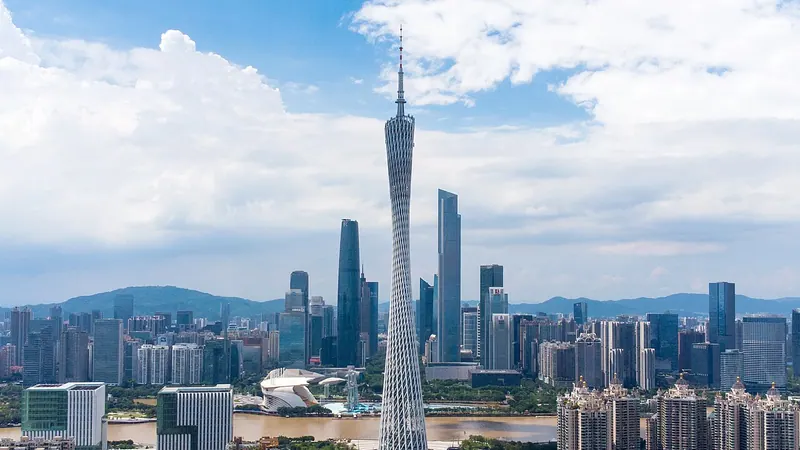 Guangzhou skyline — Retail hub in China