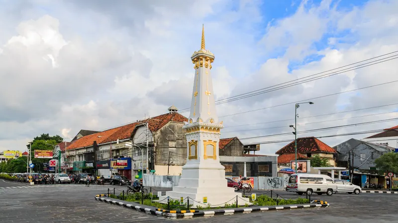 Yogyakarta skyline — Retail hub in Indonesia