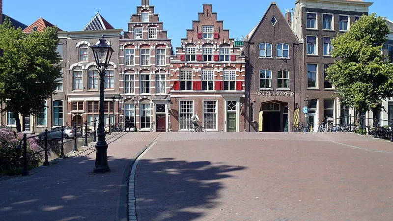 Leiden