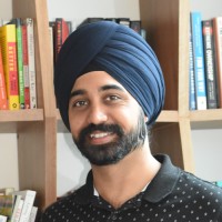 Navneet Waraich profile photo
