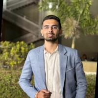 Om Baval profile photo